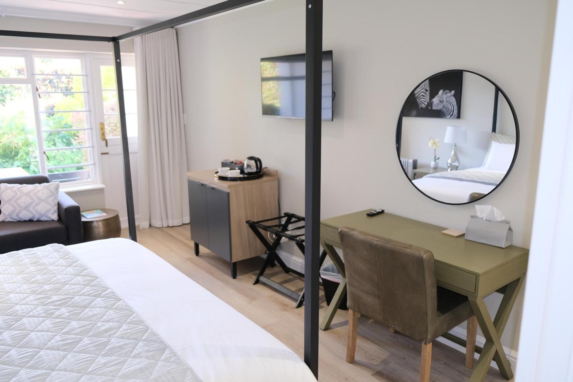 High Hedges Guest Constantia Guest house Cape Town