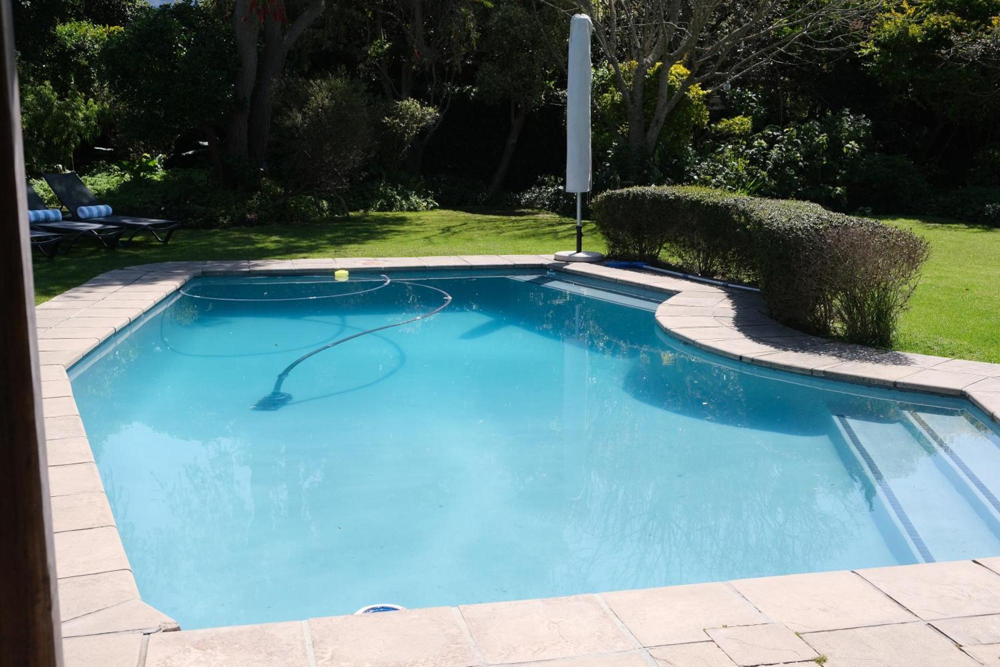 High Hedges Guest Constantia Cape Town