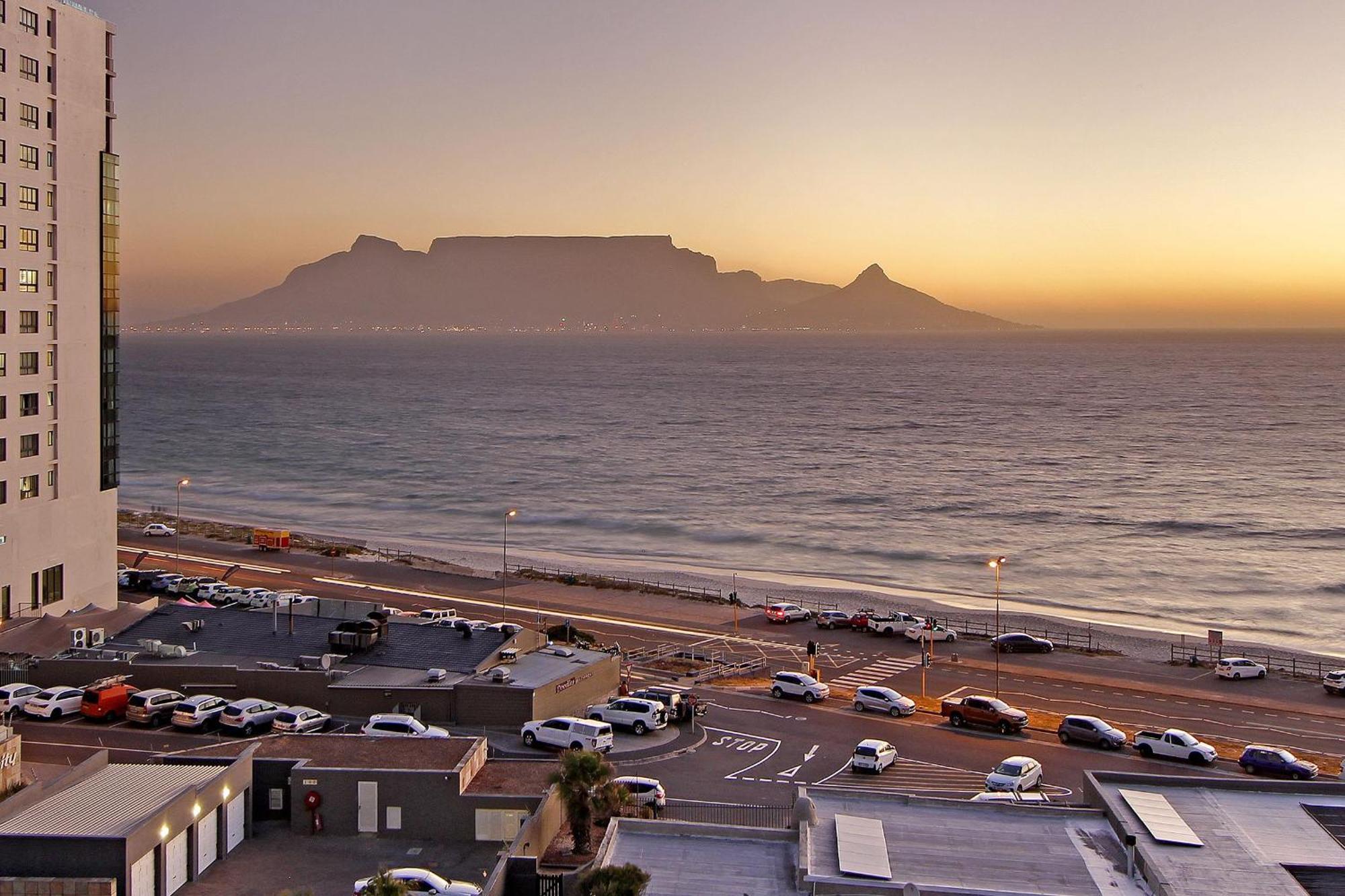 Apartment Infinity 404 By Host Agents Cape Town