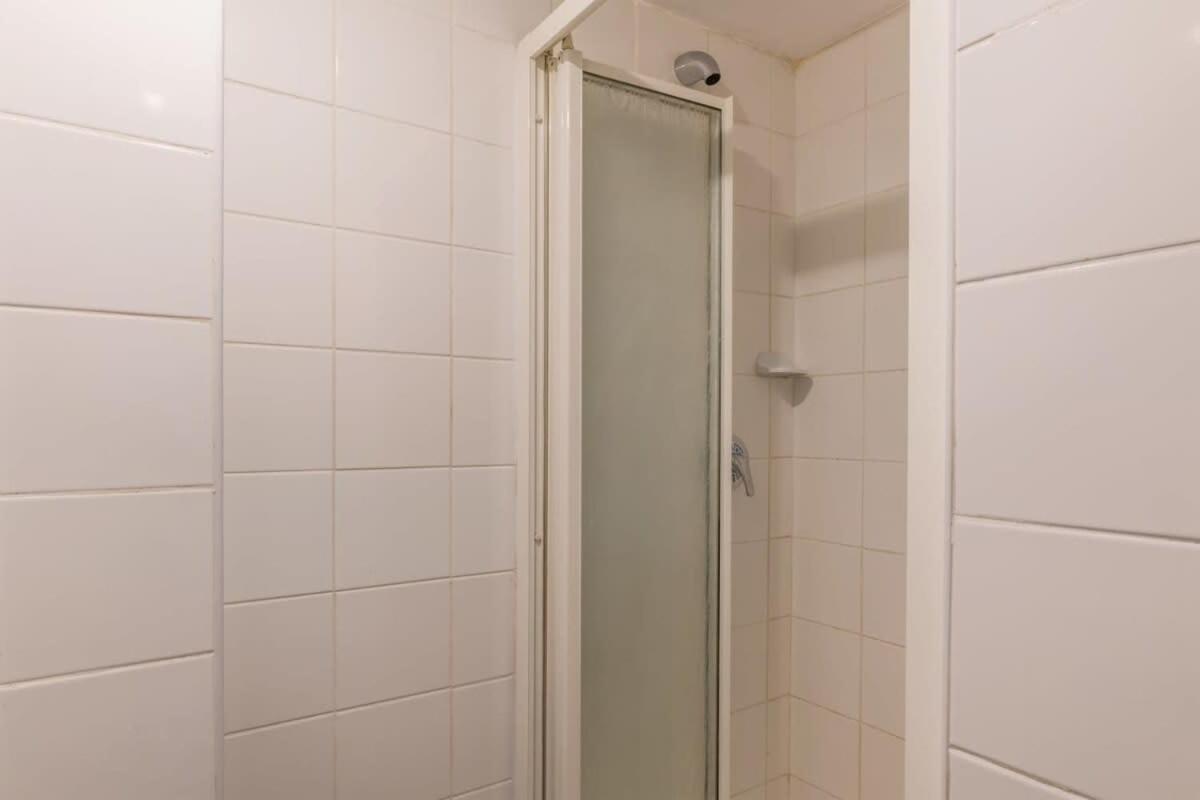 Metropole 2nd Floor With Shared Amenities
