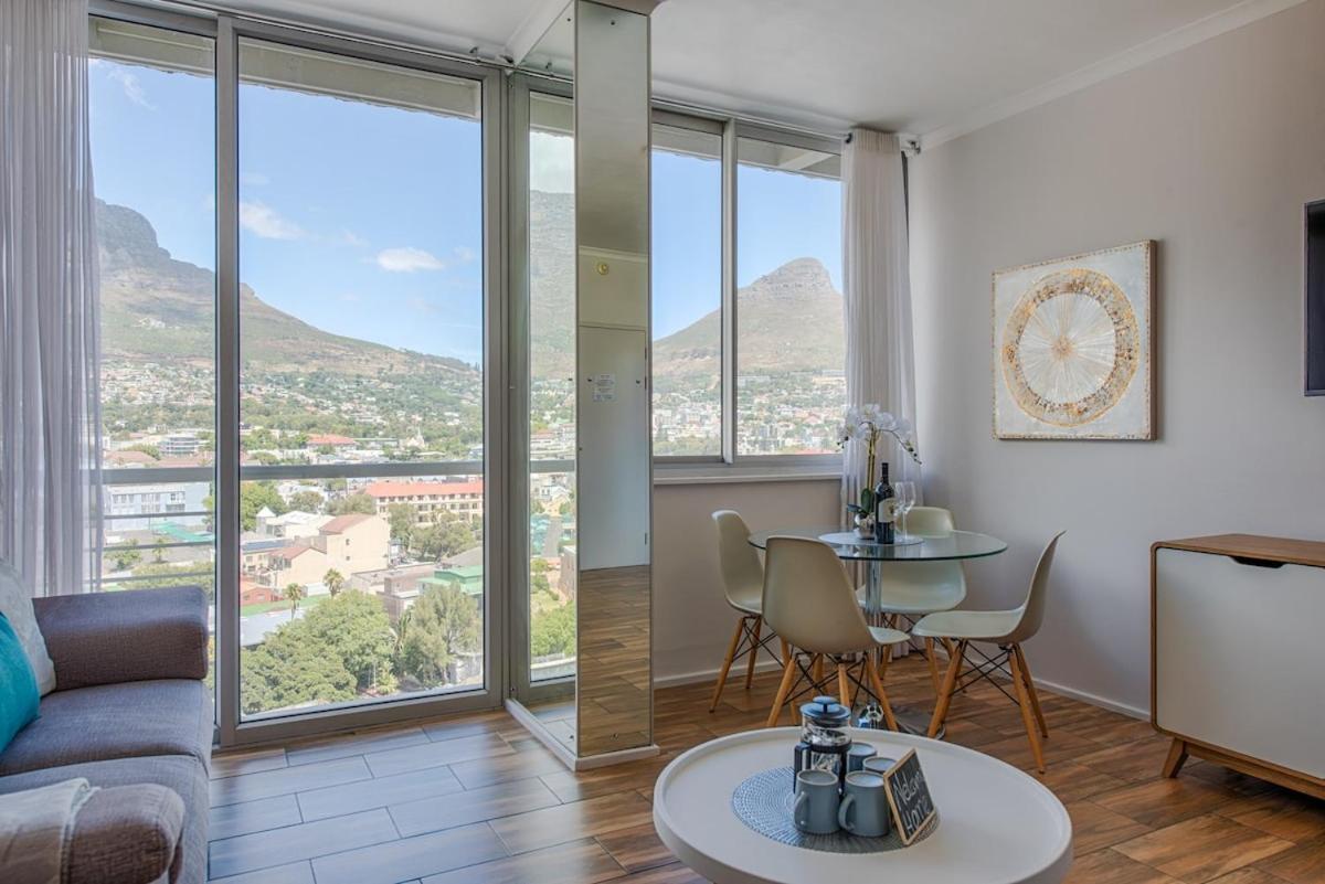 Table Mountain Views Two Bed * Cidade Do Cabo