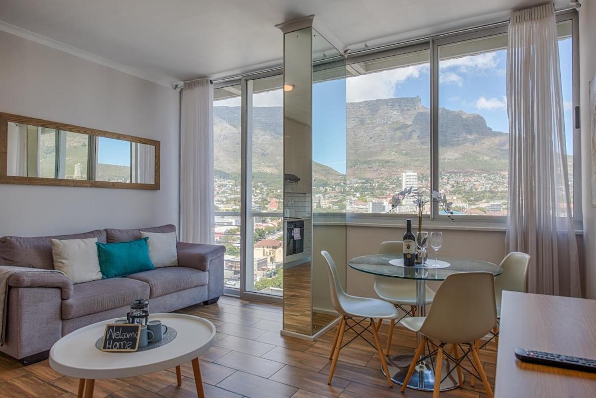 Table Mountain Views Two Bed * Cidade Do Cabo