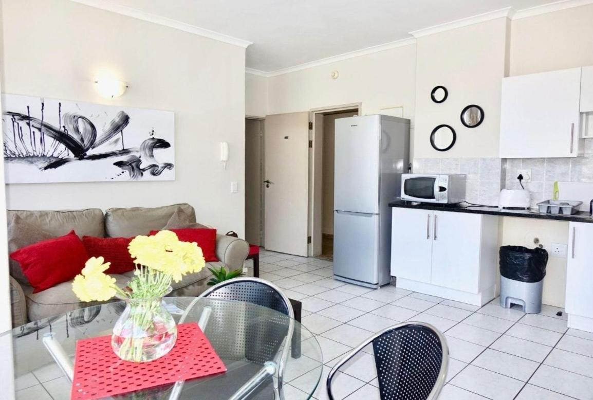 Lebodu Apartment Cape Town