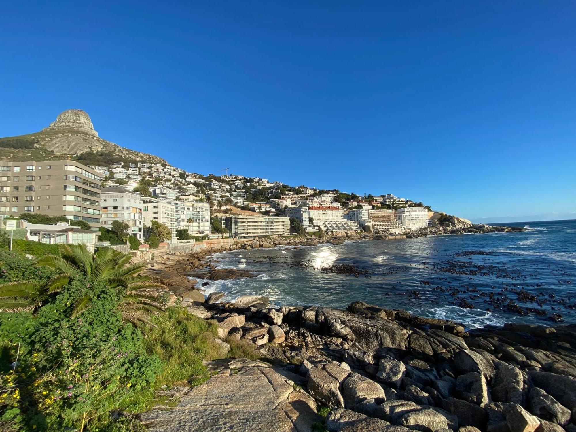 Apartment Lido Beachfront Sea Point Cape Town