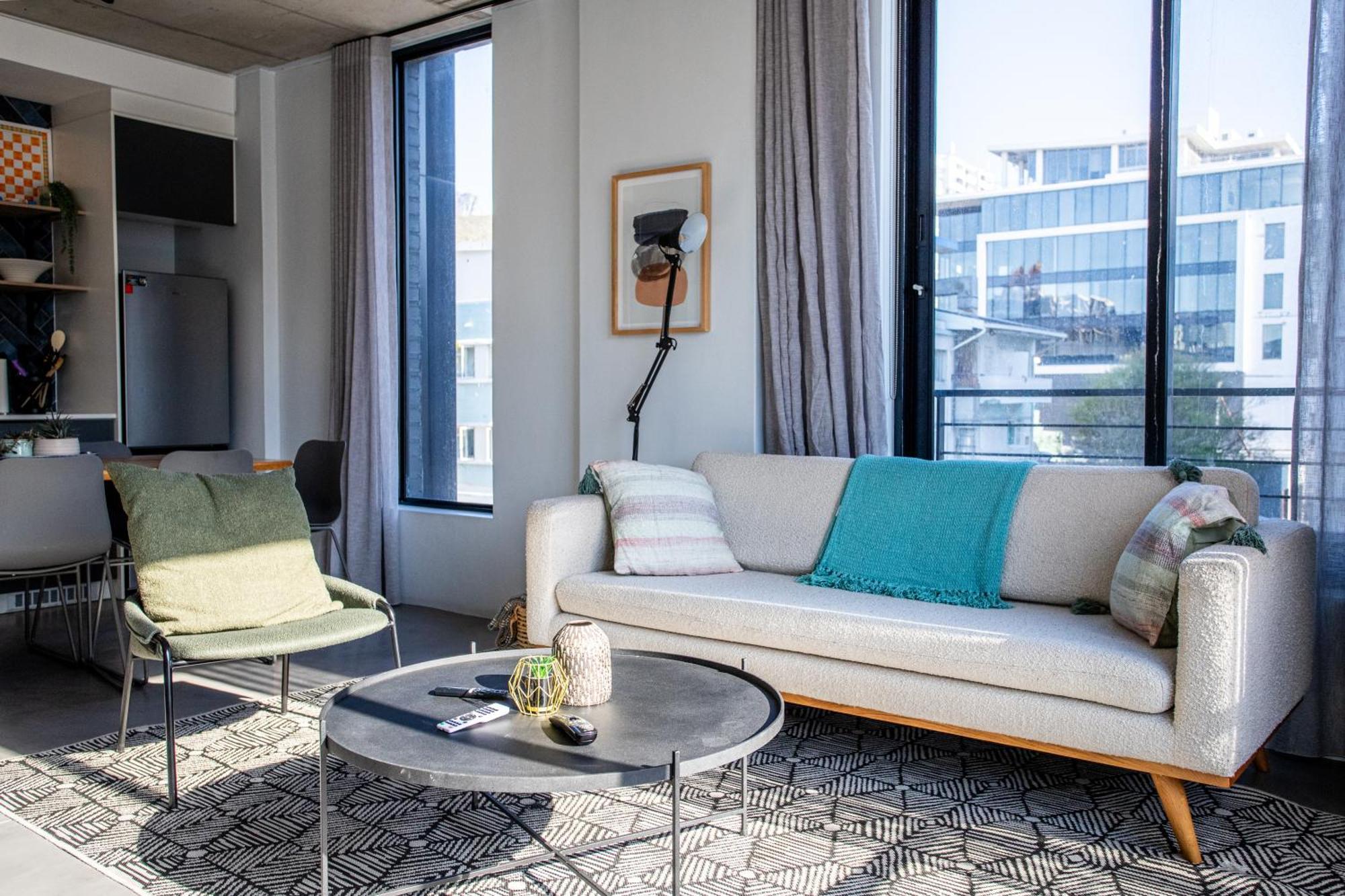 Four On O - Entire Unit - Sea Point - 1 Min From Apartment