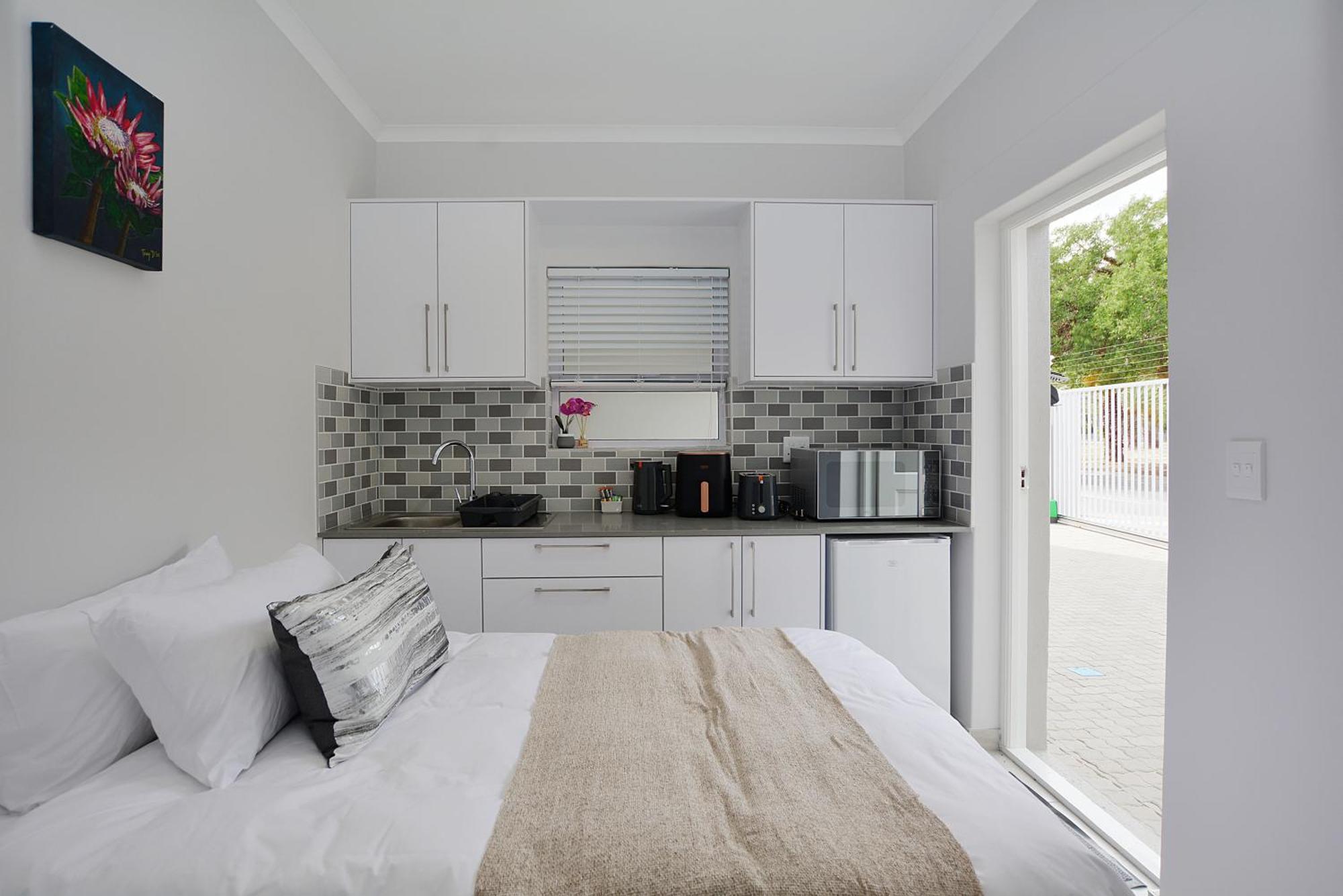 Leetch Views - Budget * Cape Town