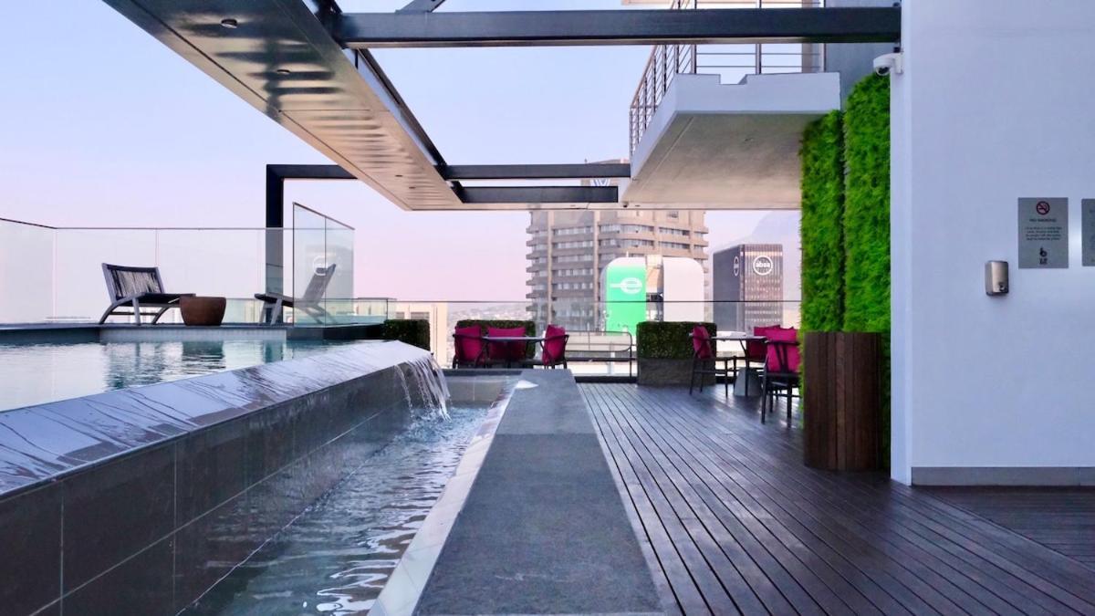 Stylish Cbd With Mountain Views & Free Parking * Cape Town