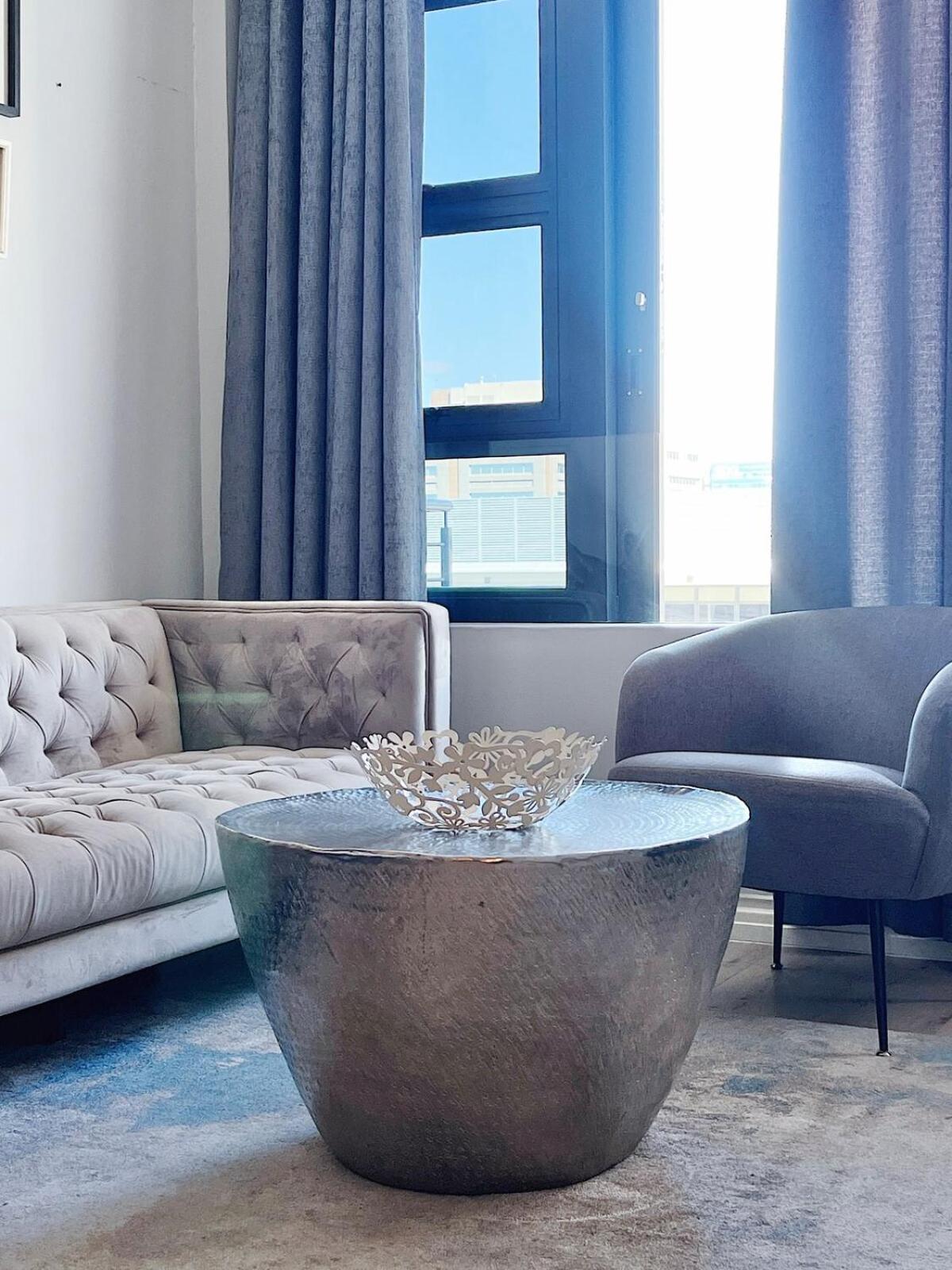 Stylish Cbd With Mountain Views & Free Parking Apartment Cape Town
