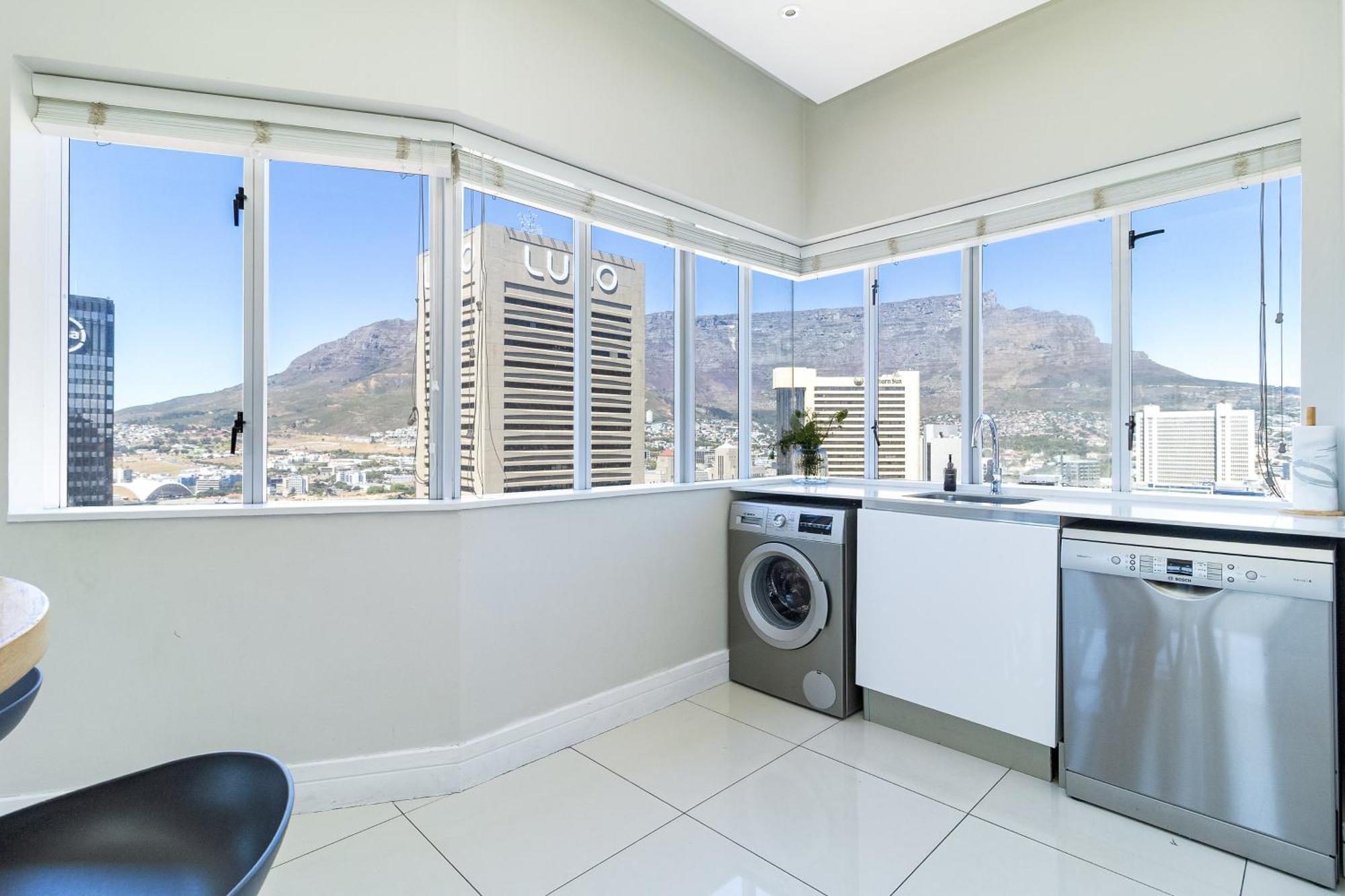 Apartment Views 2 Bedroom Cape Town