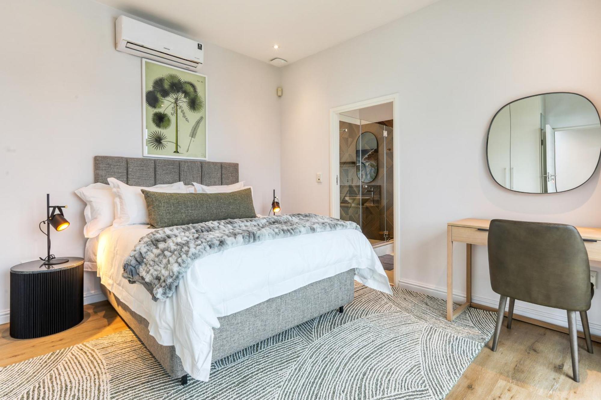 Villa Vista Del Mare Camps Bay - 3 Min Walk To Beach, Pool, View Cape Town