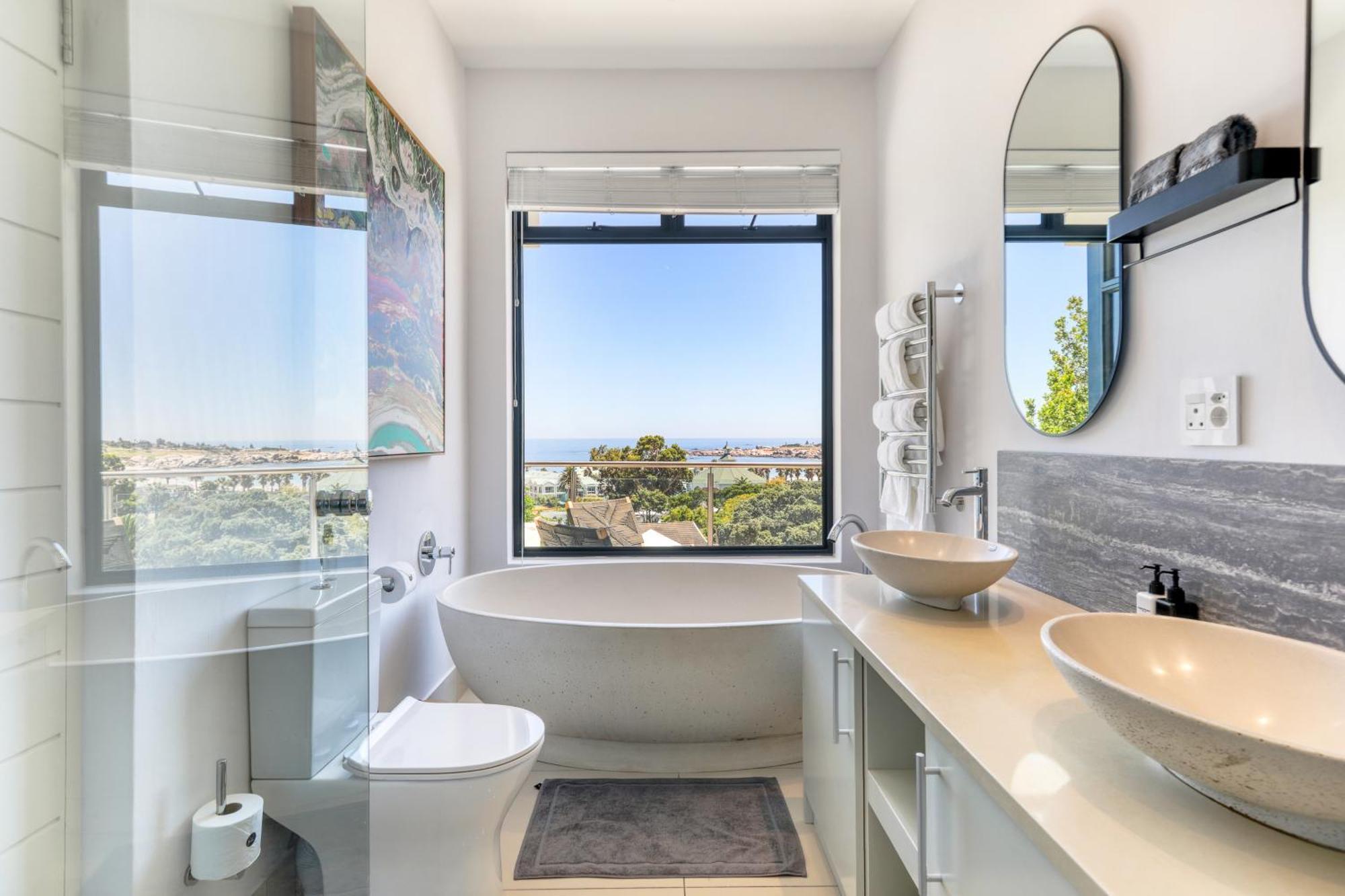 Vista Del Mare Camps Bay - 3 Min Walk To Beach, Pool, View Villa Cape Town