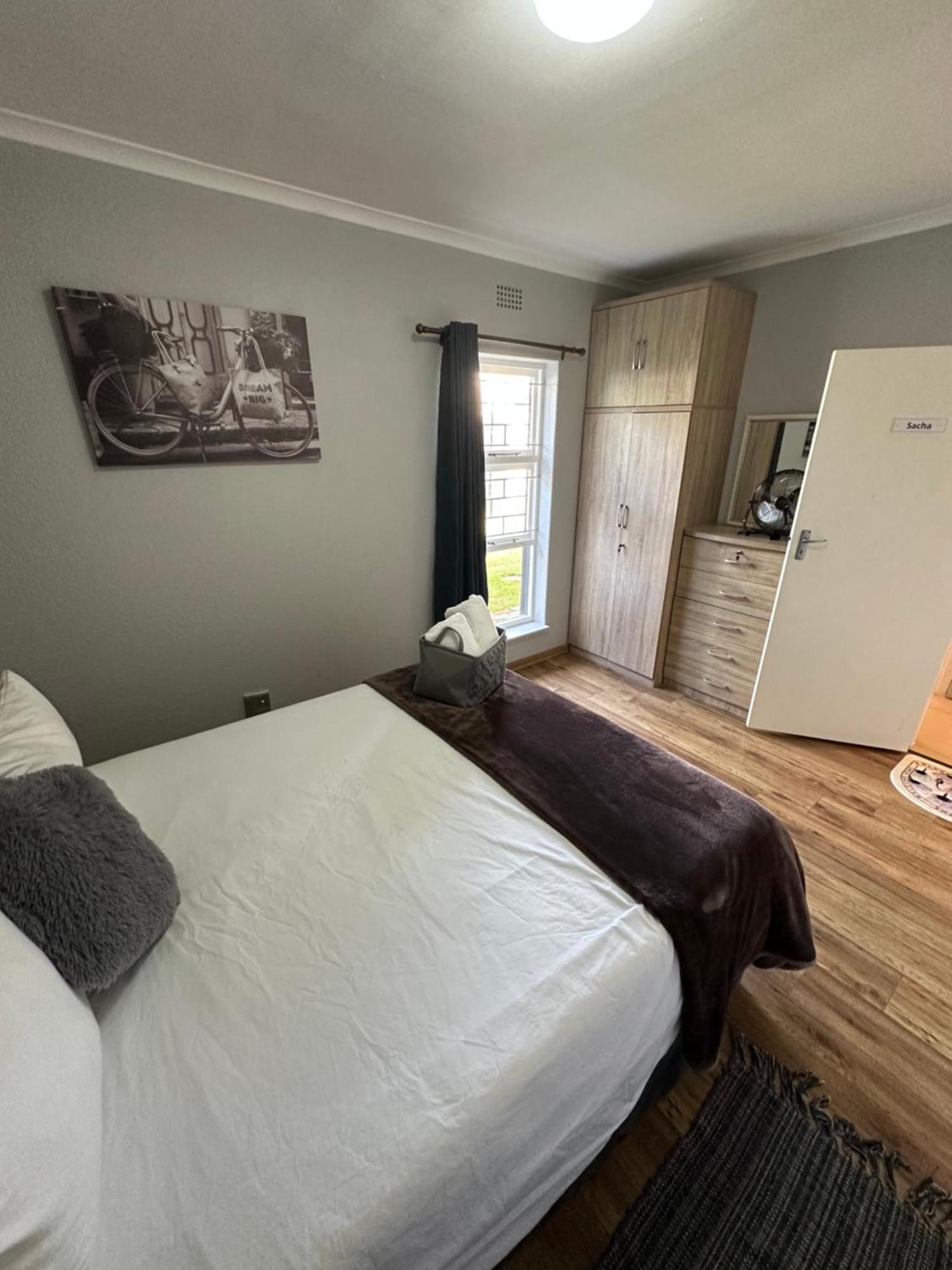 Duyneguesthouse Guest house Cape Town