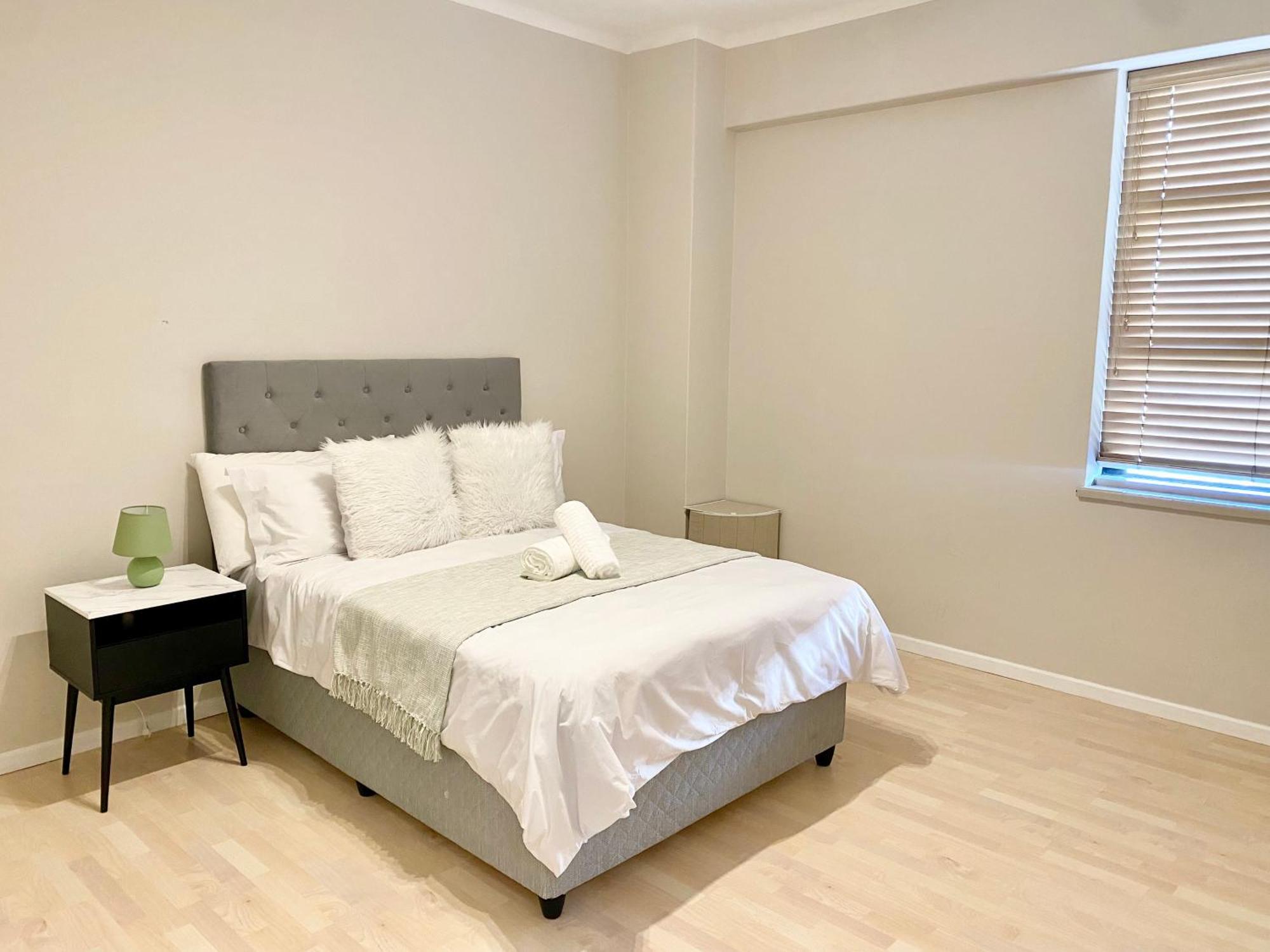 One Bed At The Piazza On Church Apartment *