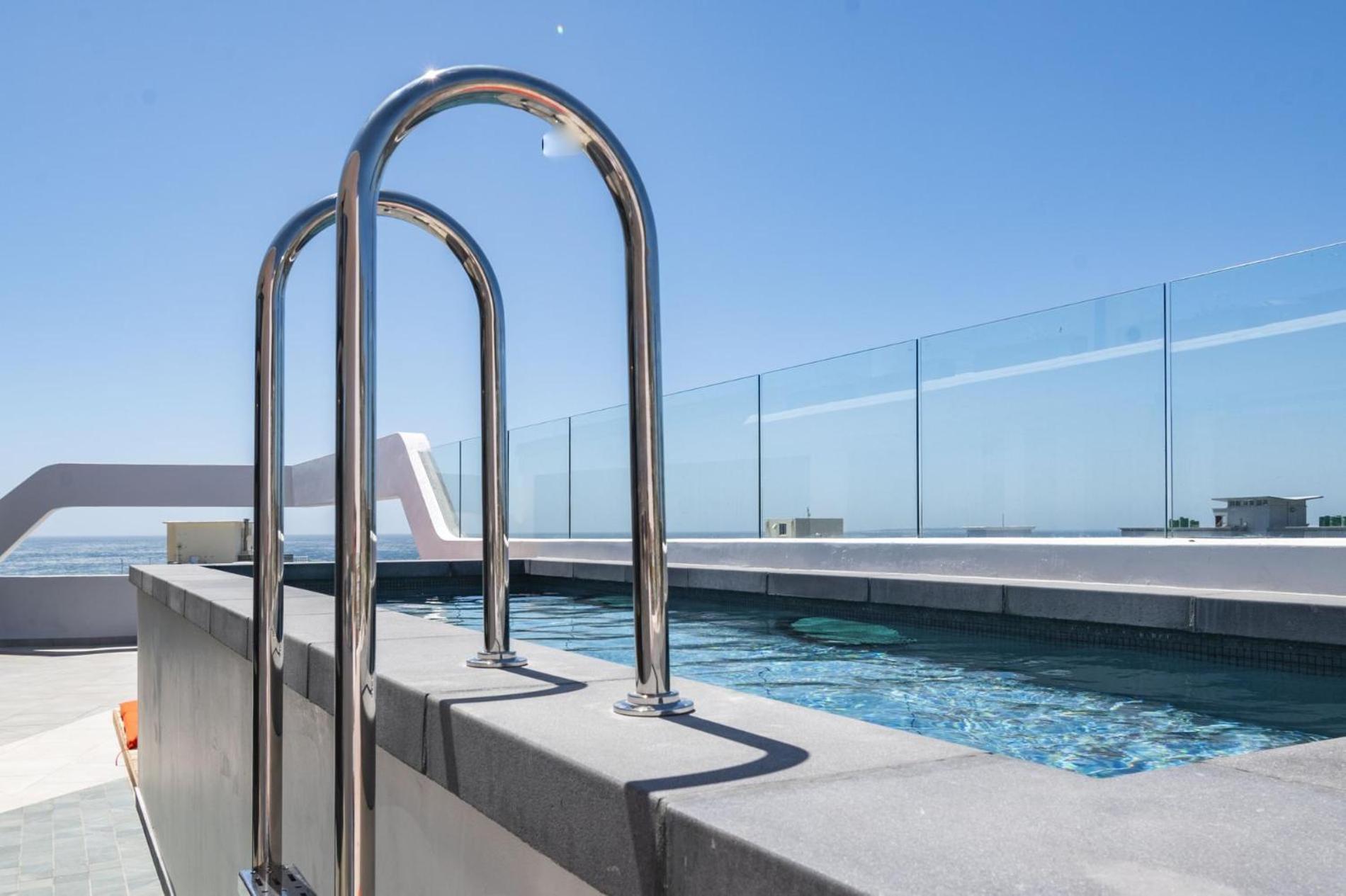 Apartment Sea Point Modern 2-bed With Ocean Mountain Views *