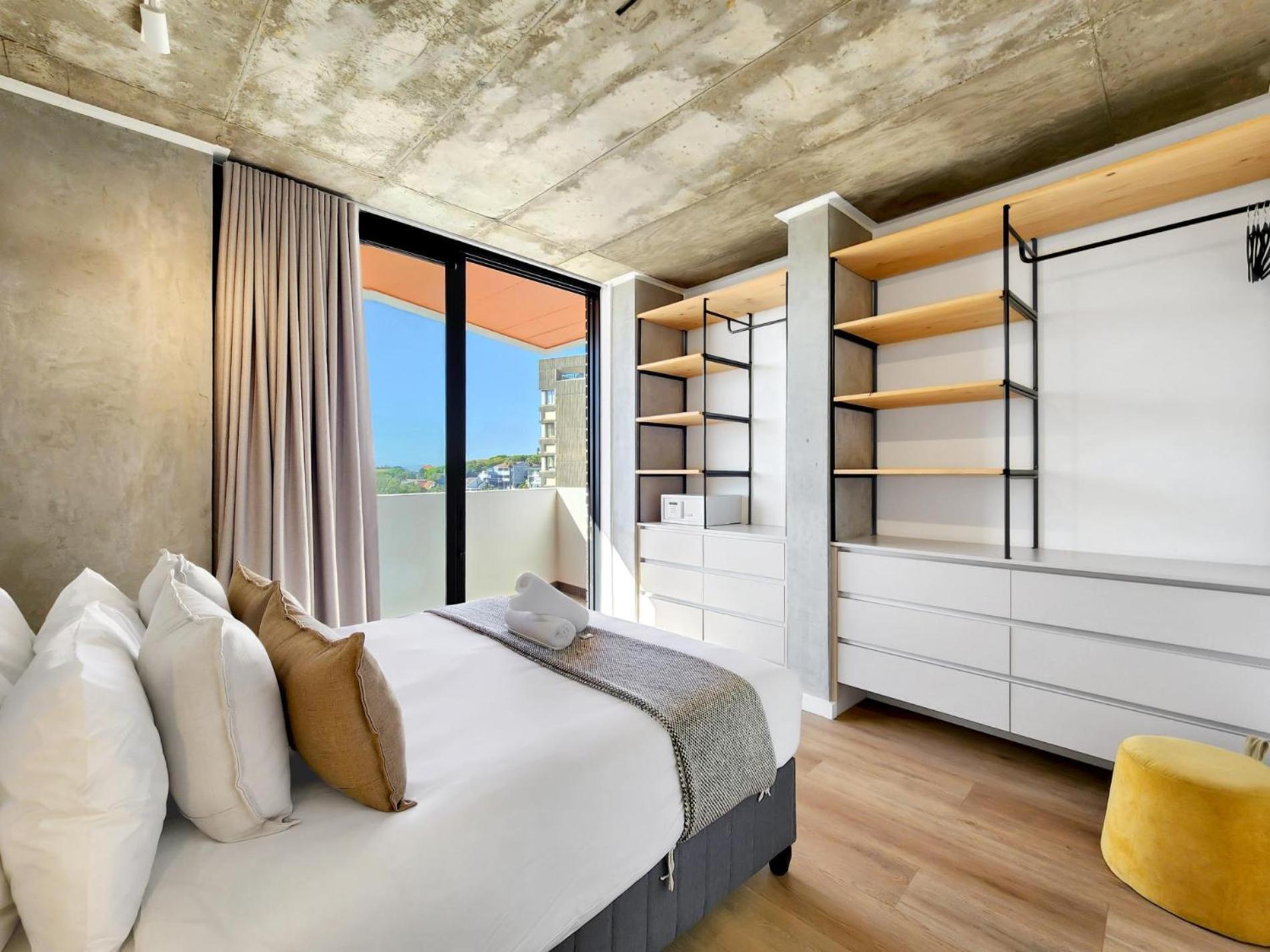 Sea Point Modern 2-bed With Ocean Mountain Views