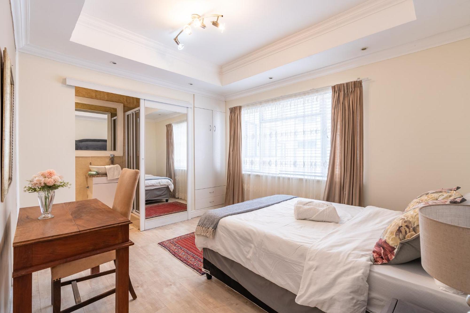 Centrally Vacation Home In Beach Road Apartment