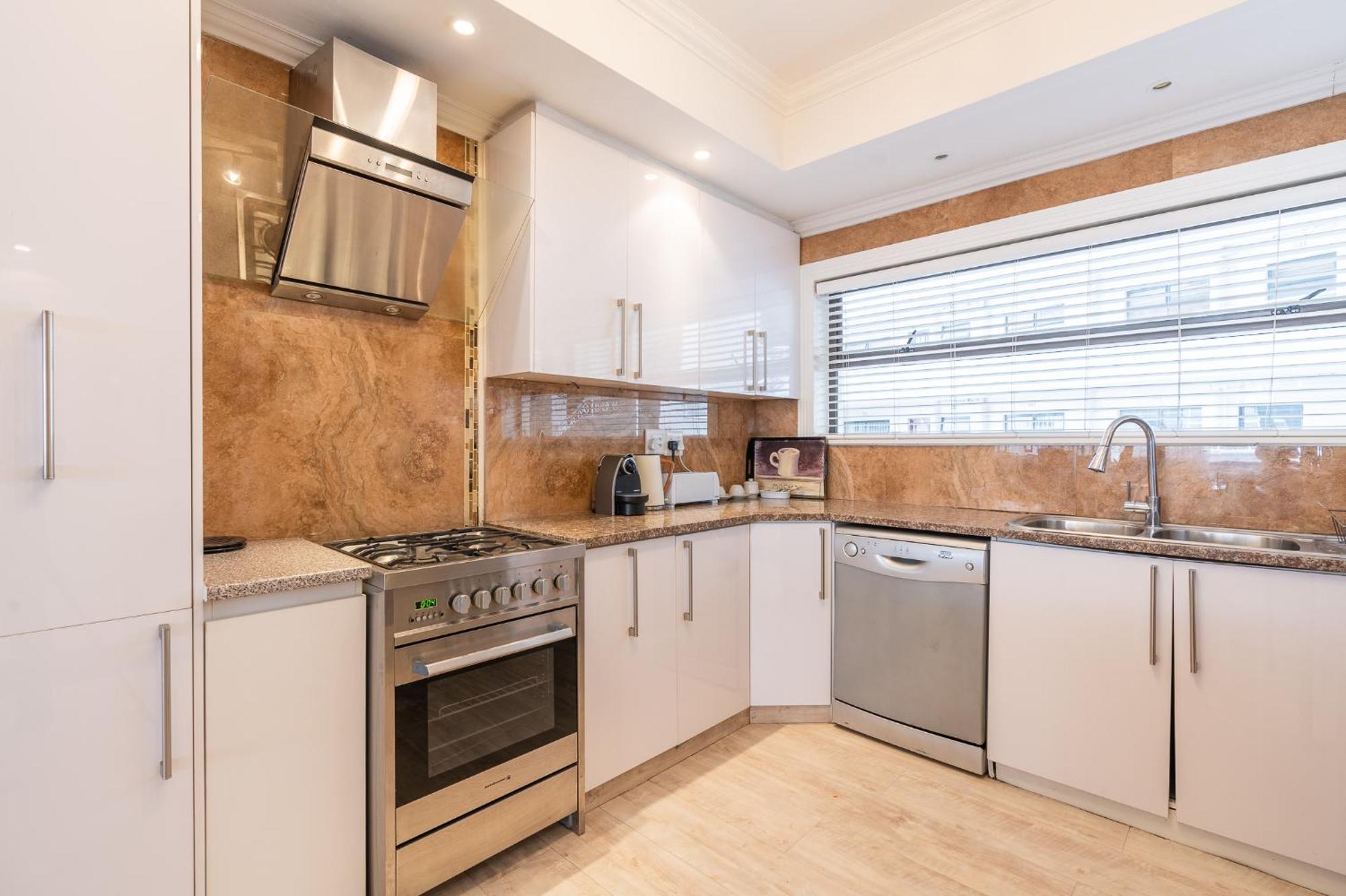 Centrally Vacation Home In Beach Road