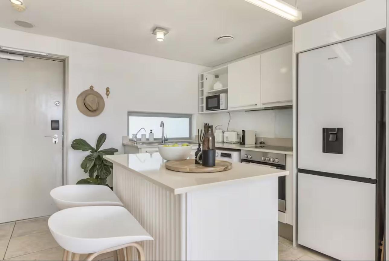 Apartment Signature At Waterfront Canals