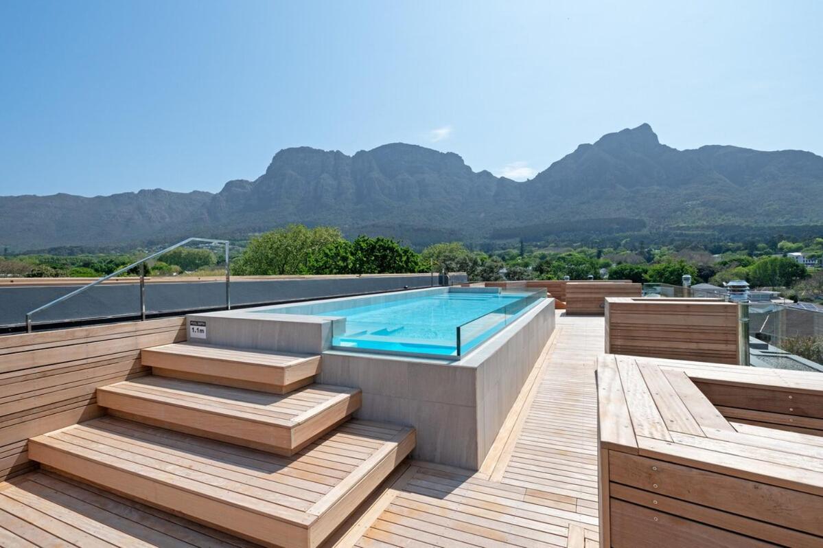Luxury Newlands - Streamside Tranquility Apartment *