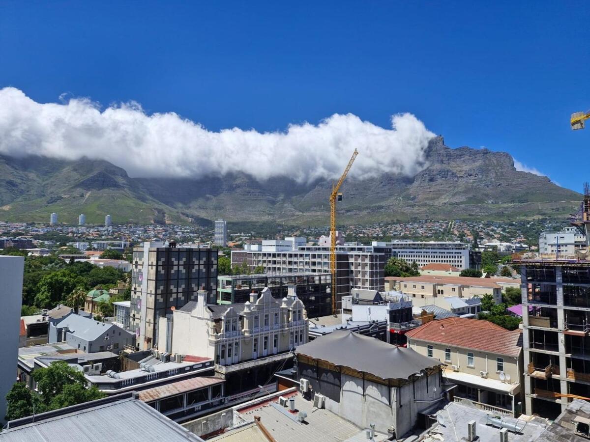 Living * Cape Town