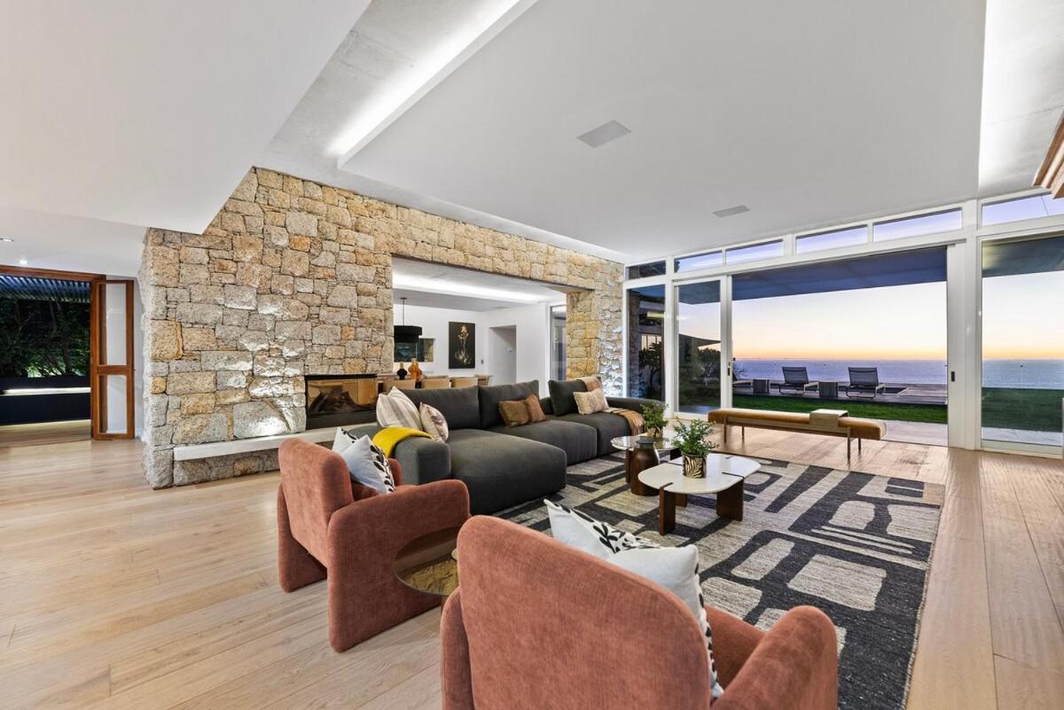 Sea And Stone Villa *