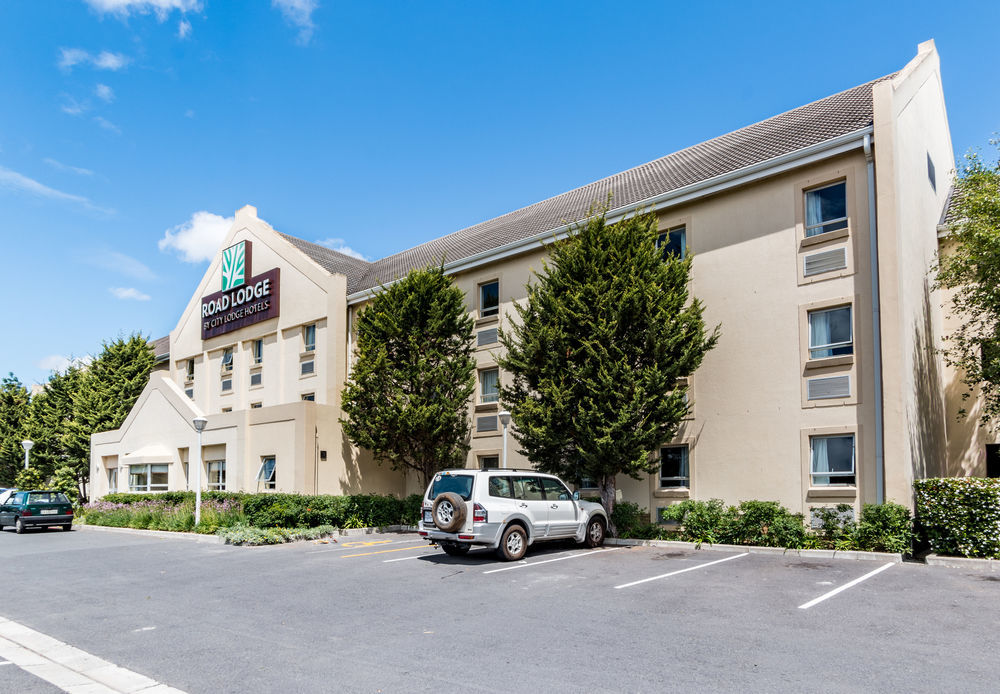 Hotel Road N1 Cape Town