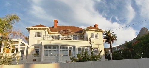 Rhonda's Manor Boutique Guest House Guest house 4*
