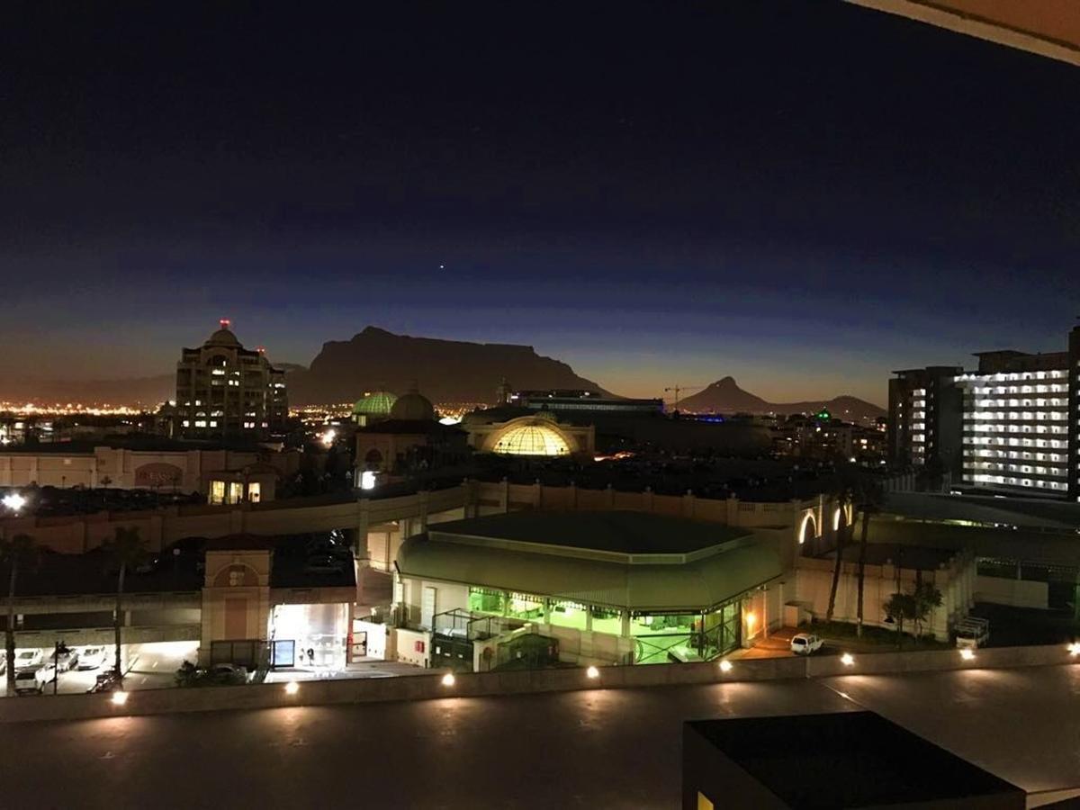 Waters Edge 615 By Ctha Apartment Cape Town