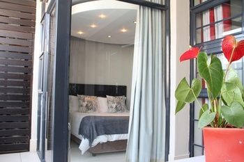1109 The Decks At 67 Long Street * Cape Town