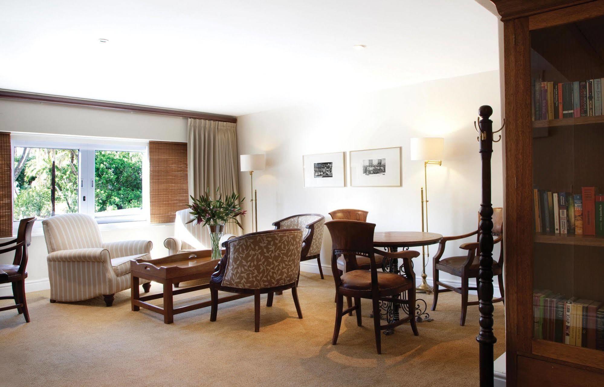 Hotel Hollow Boutique