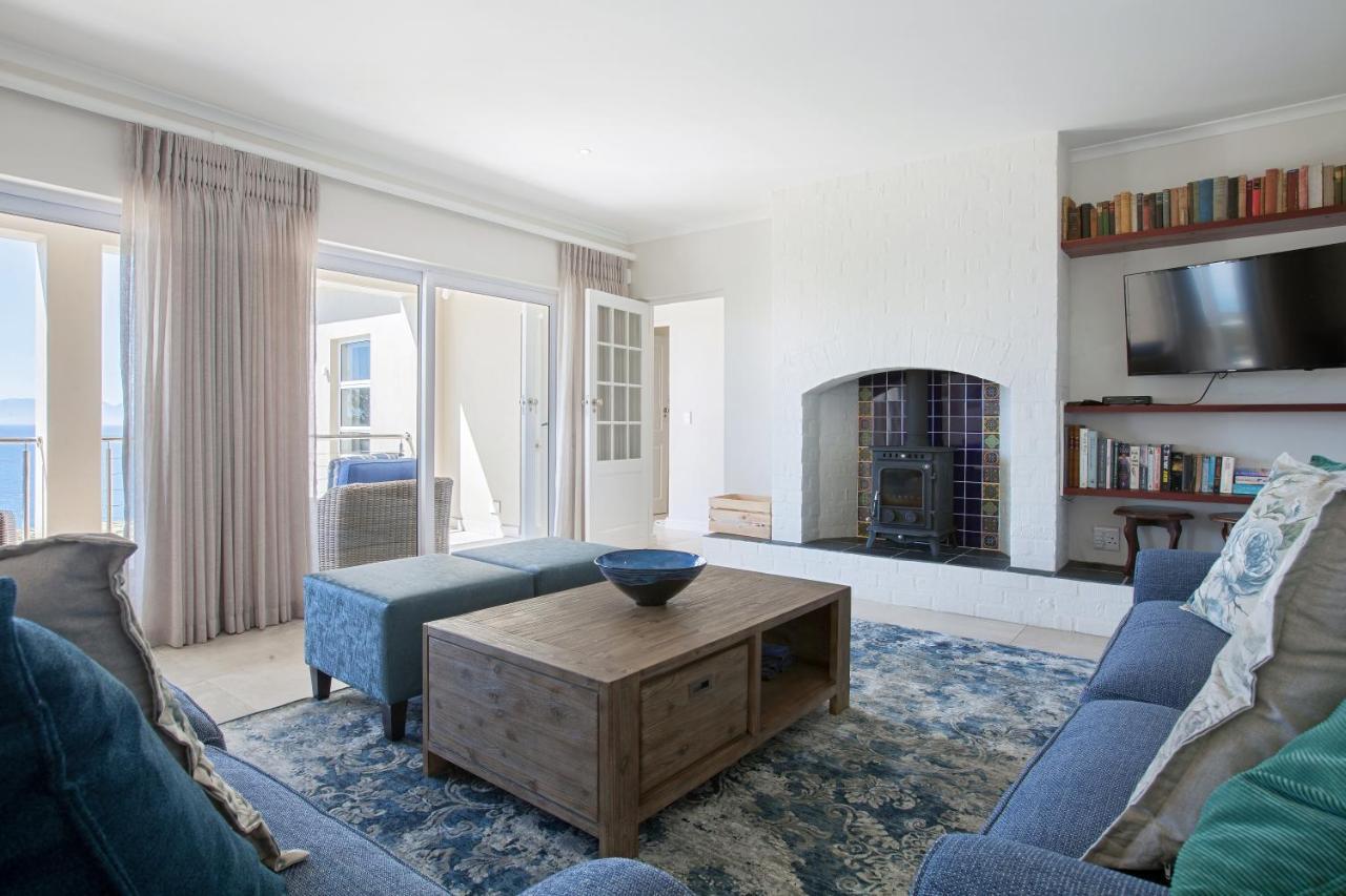 Crichton House Apartment *