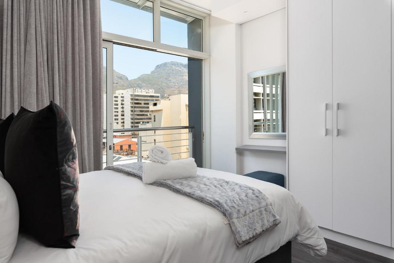 The Sentinel Luxury * Cape Town
