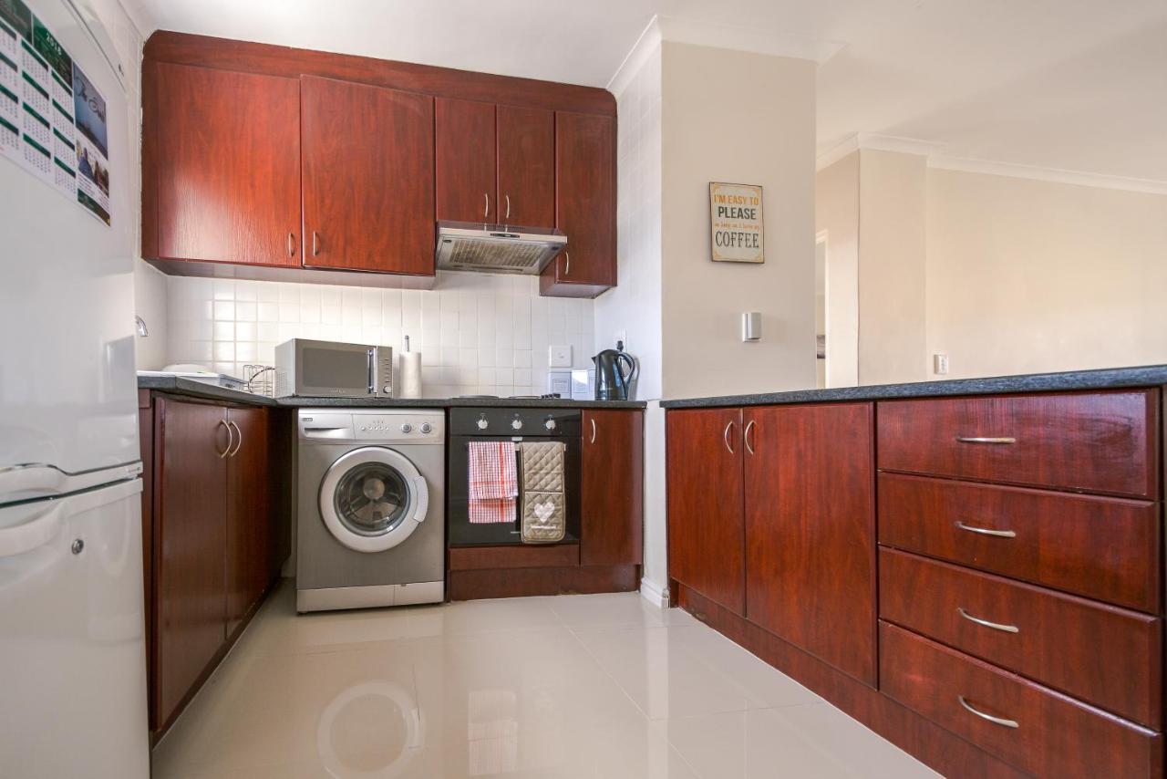 Dollar Blouberg Apartment *