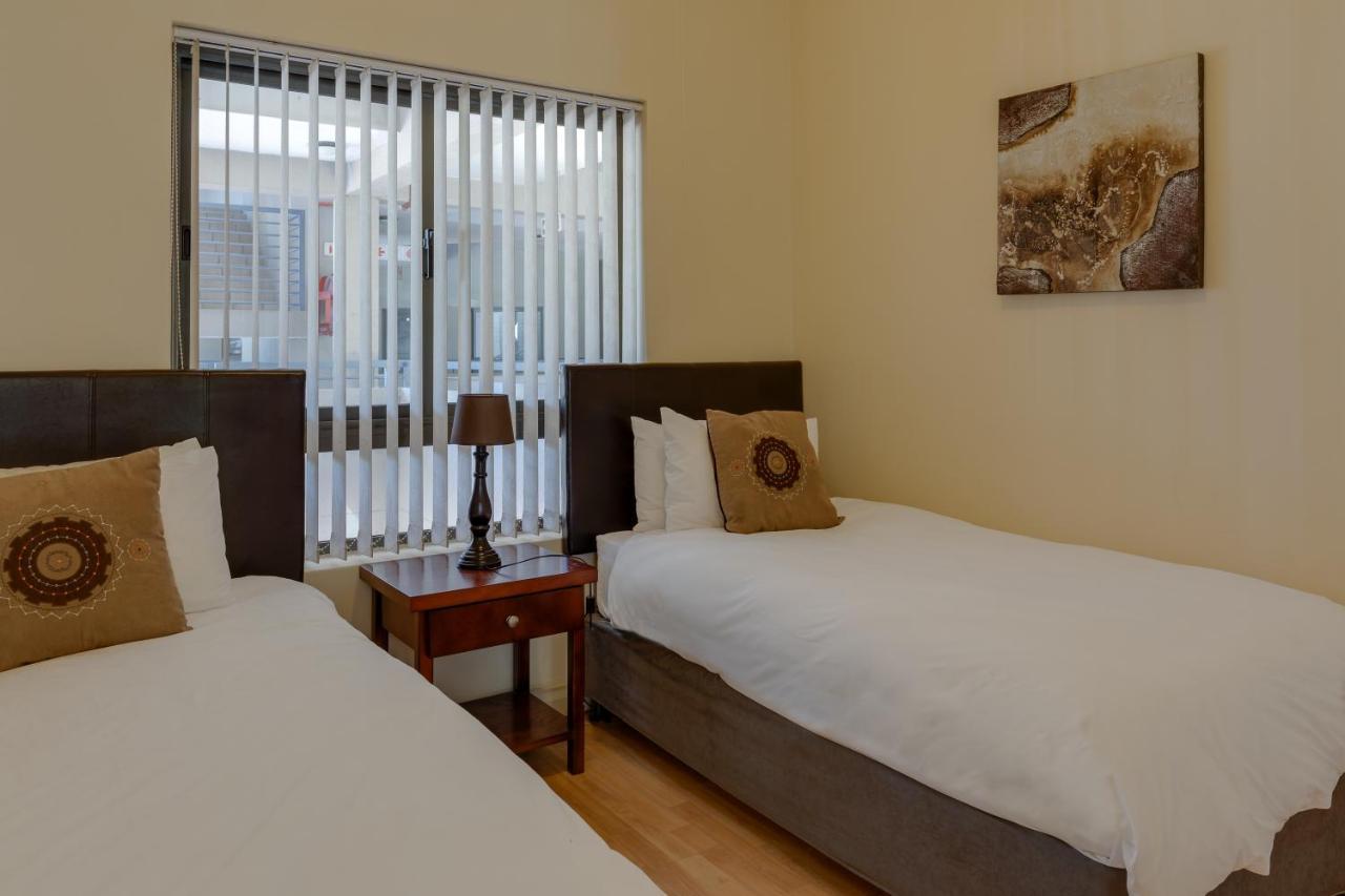 Tyger Waterfront Serviced * Cape Town