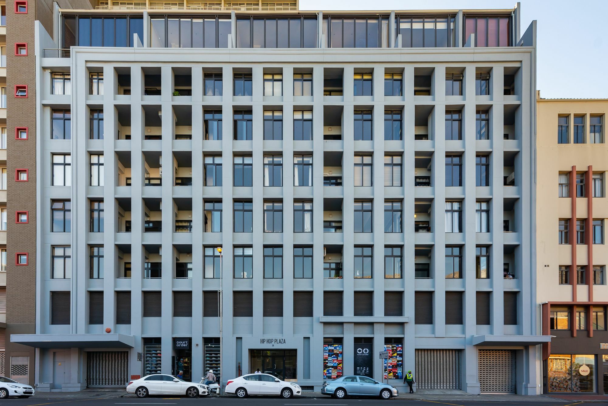 Apartment Hip Hop Plaza | Airmanaged *