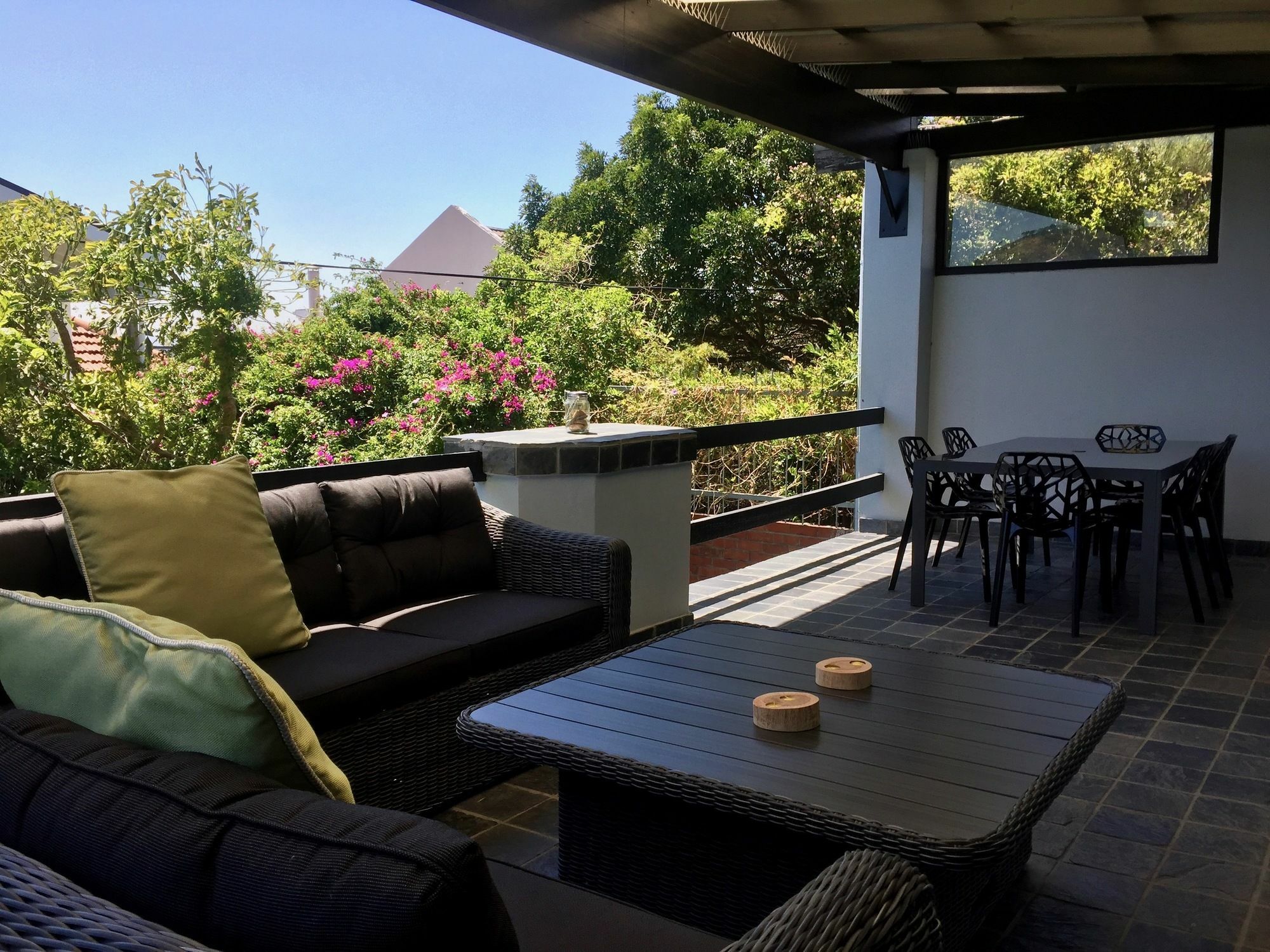 Apartment Urban Oasis At Windburg Suites *