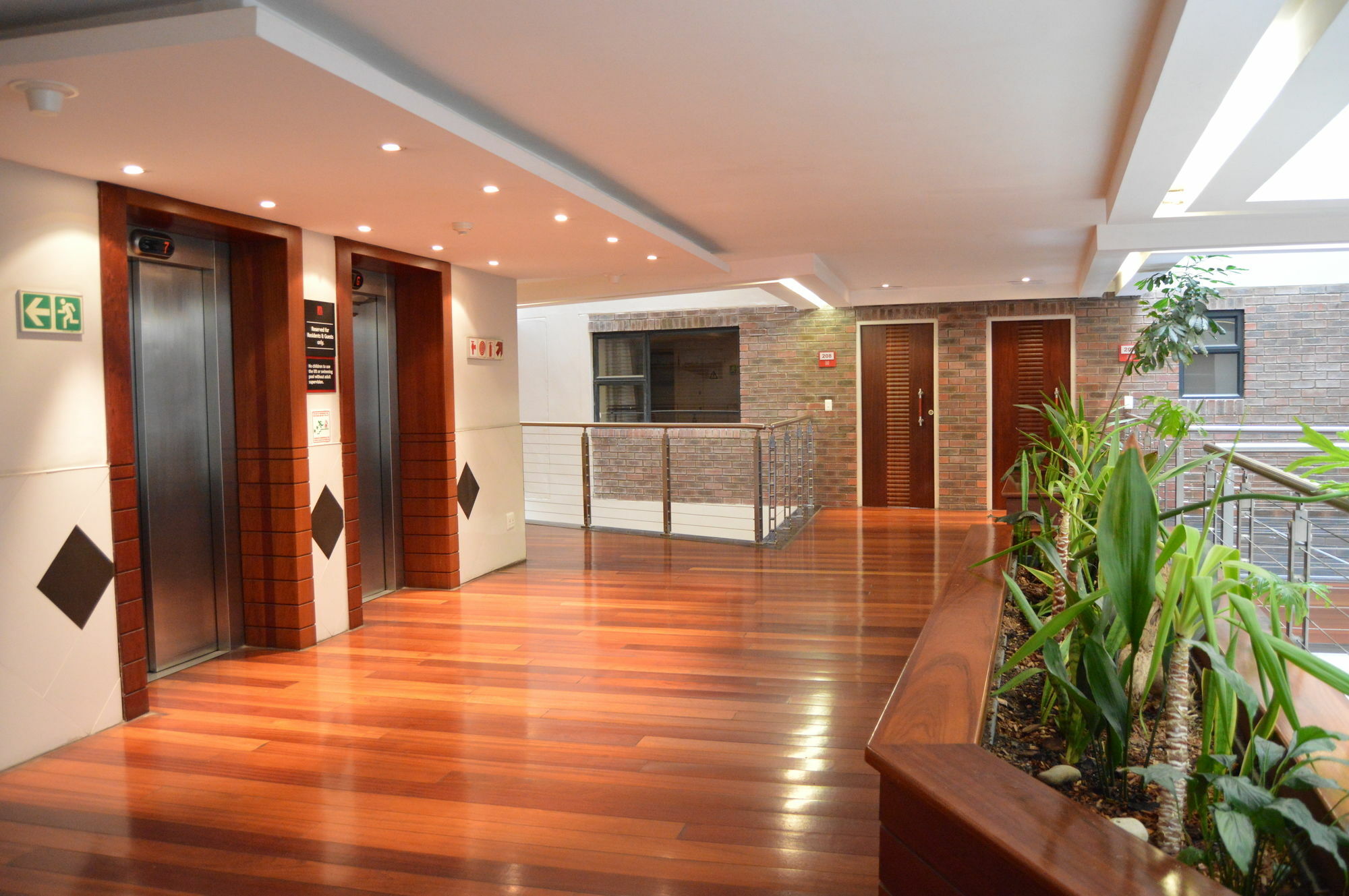 Rockwell Luxury *