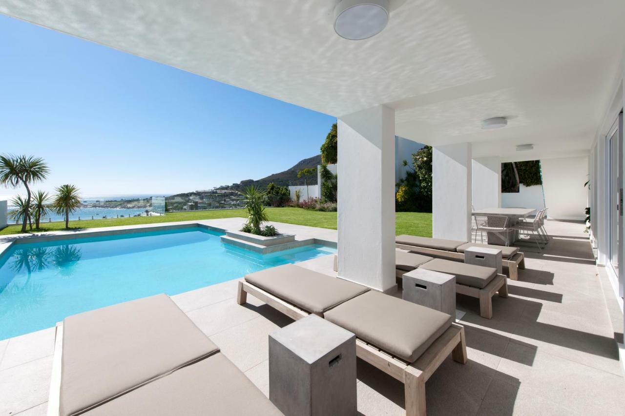 Sandpiper House: Stunning Ocean Views, Heated Pool & Large Garden * Cape Town
