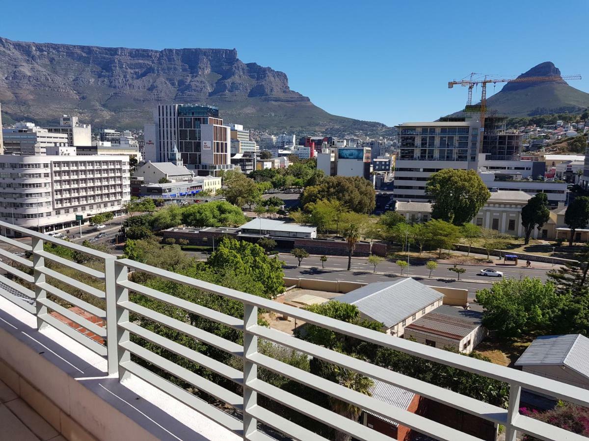 Panoramic Table Mountain View Apartment Cape Town
