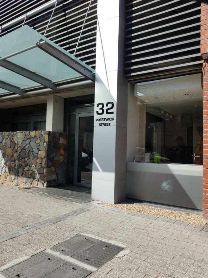 Panoramic Table Mountain View Apartment Cape Town