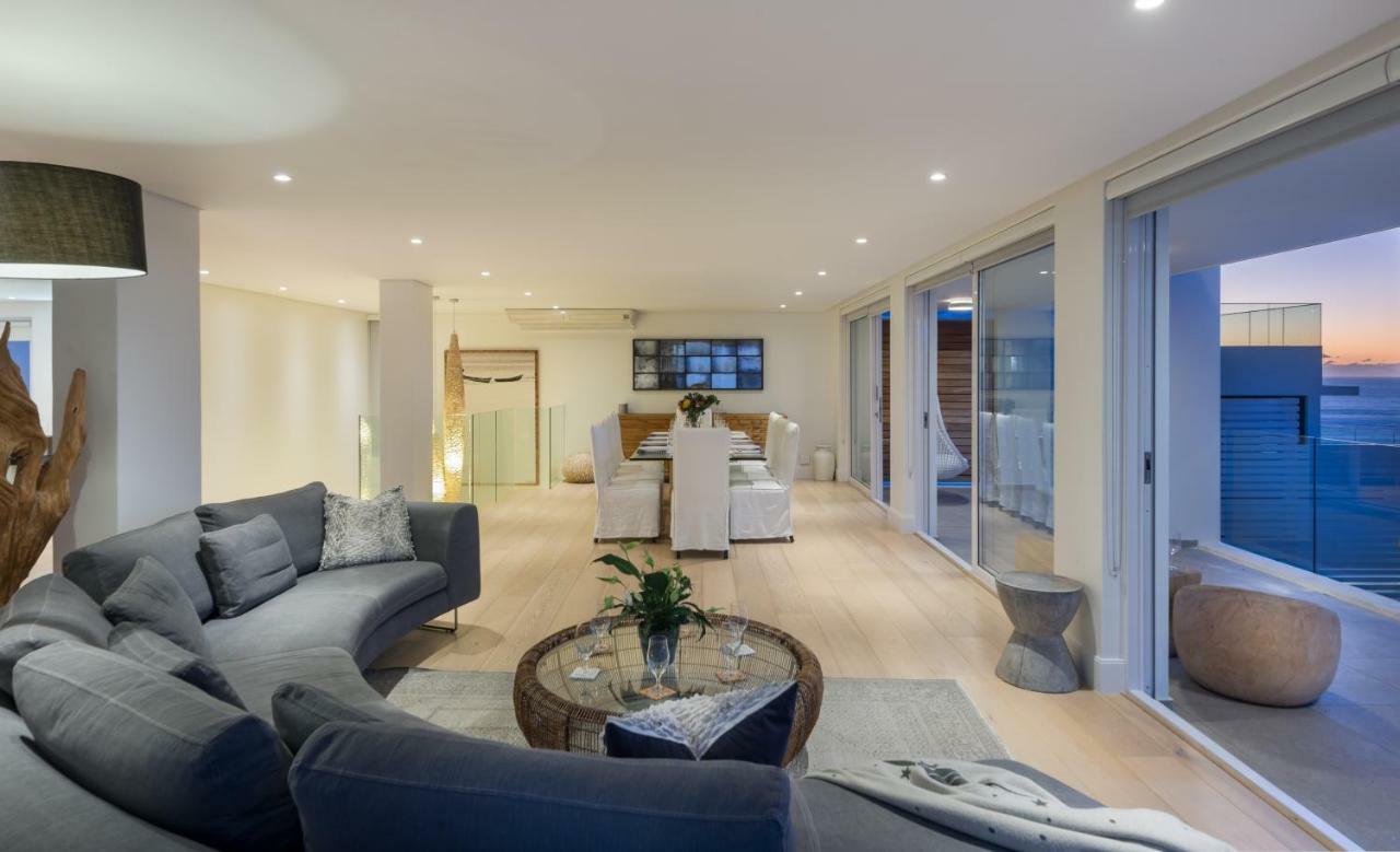 Sandpiper House: Stunning Ocean Views, Heated Pool & Large Garden * Cape Town