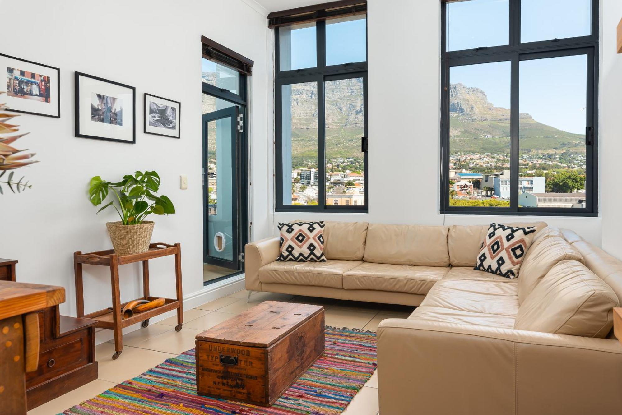 Apartment Hip Hop Plaza | Airmanaged
