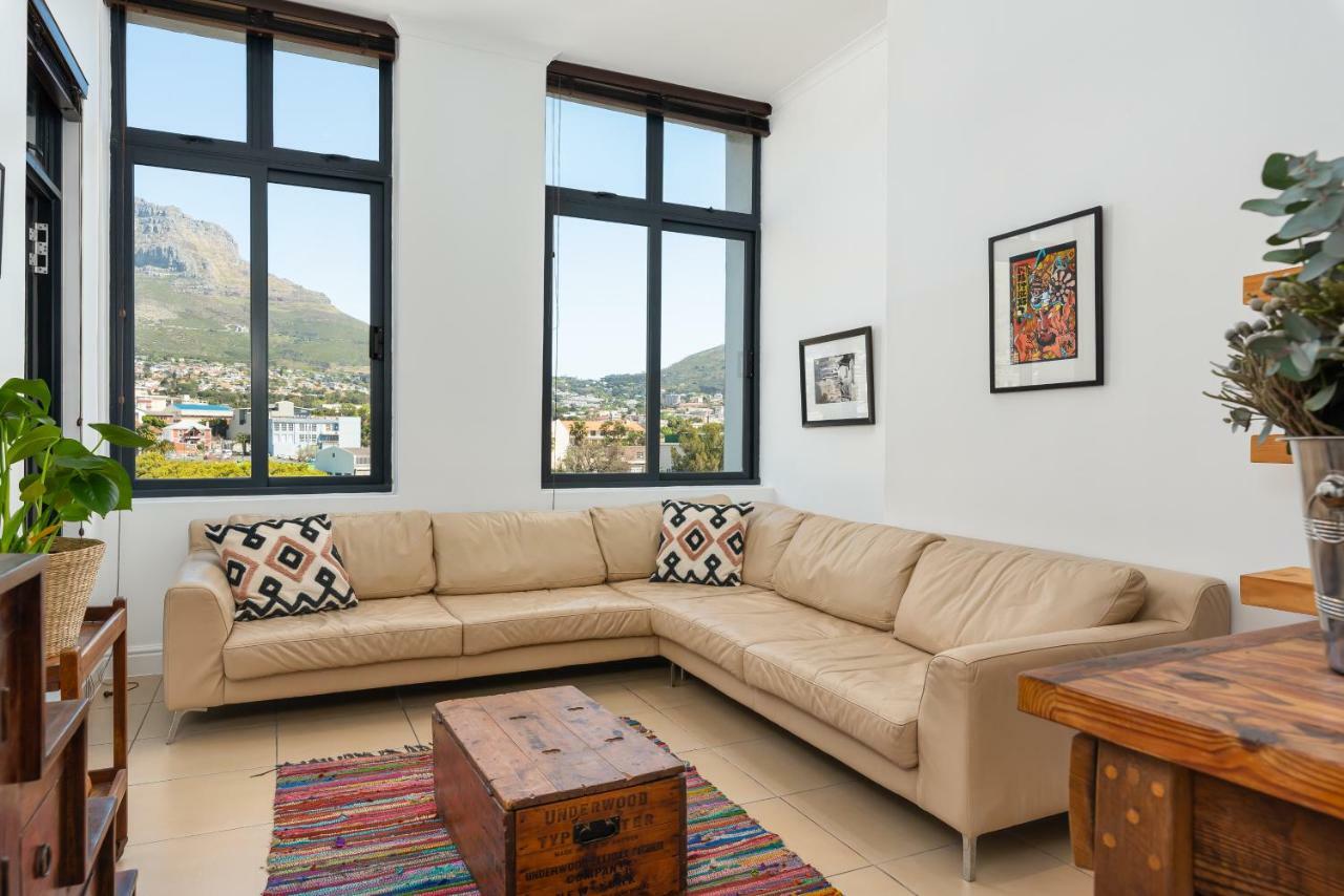 Apartment Hip Hop Plaza | Airmanaged *