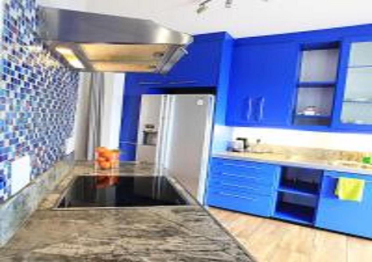 Urban Oasis At Windburg Suites