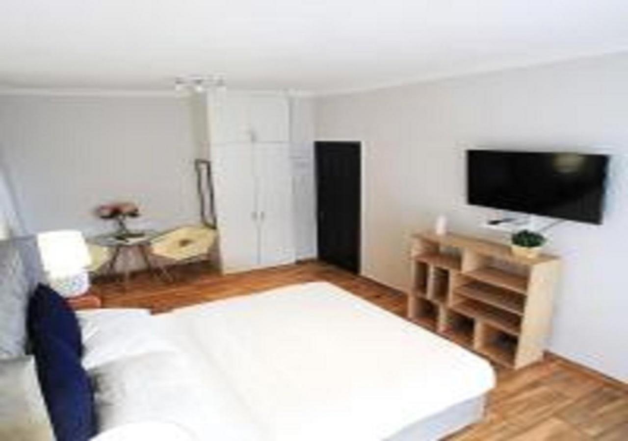 Apartment Urban Oasis At Windburg Suites Cape Town