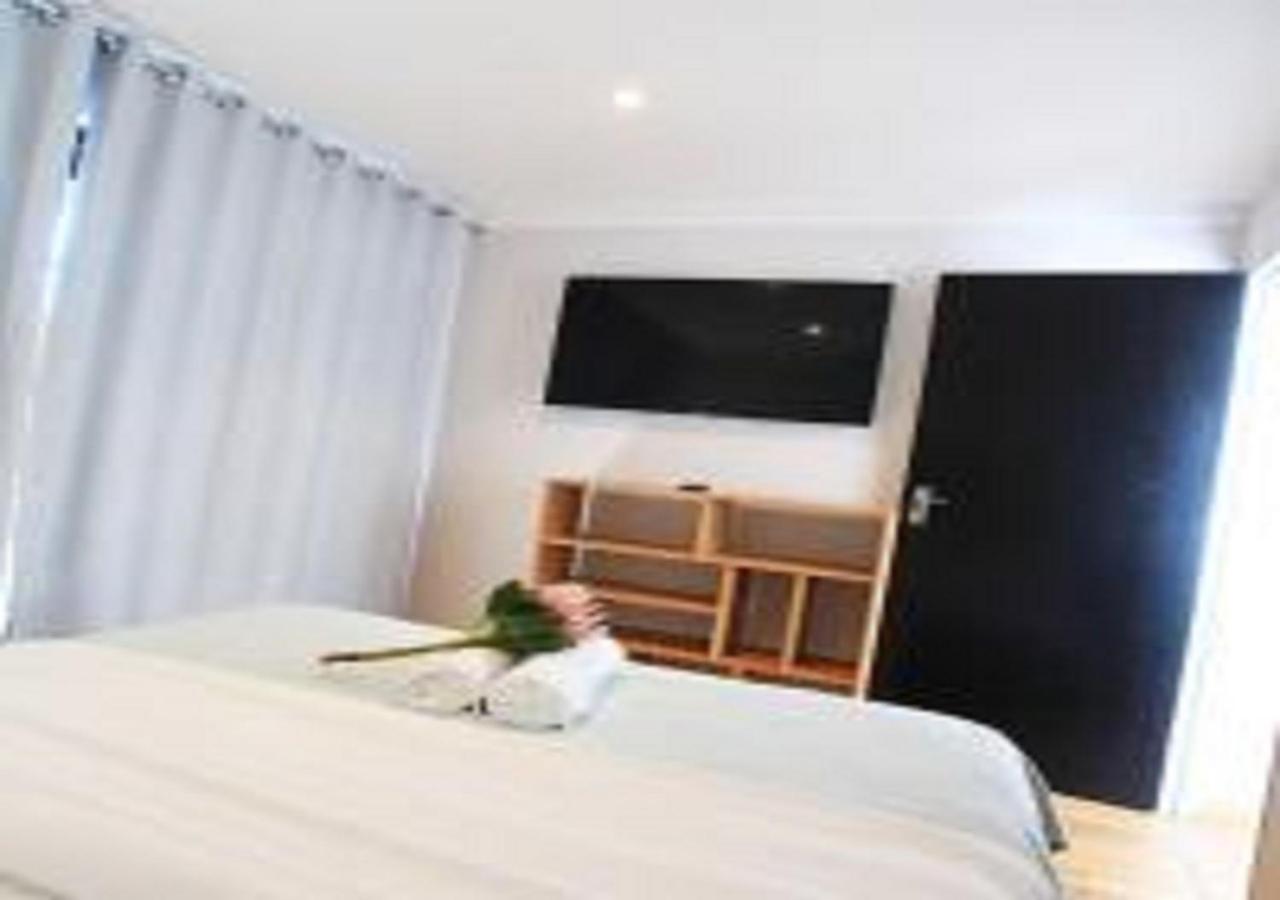 Urban Oasis At Windburg Suites Apartment Cape Town