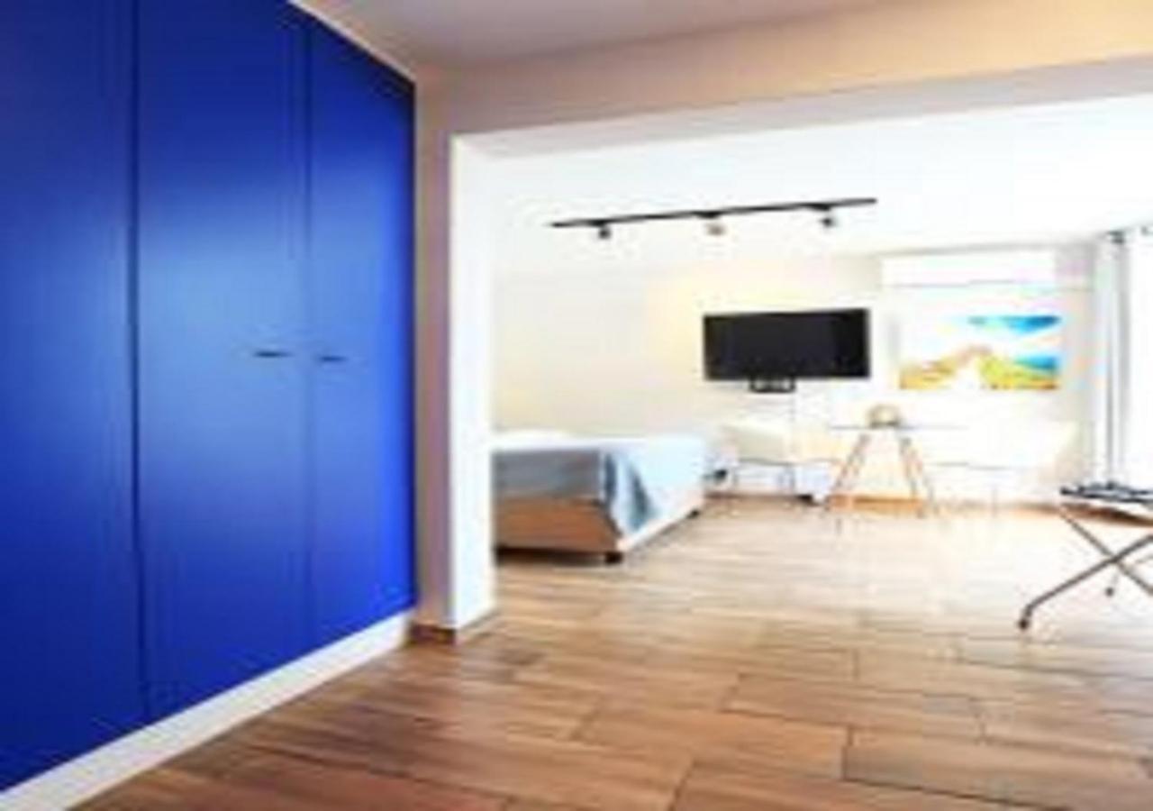 Urban Oasis At Windburg Suites Apartment *