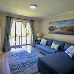 Tamboerskloof 2 Bed Apartment