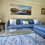 Tamboerskloof 2 Bed Apartment