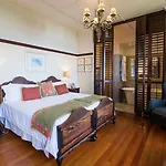 Camps Bay Retreat Hotel